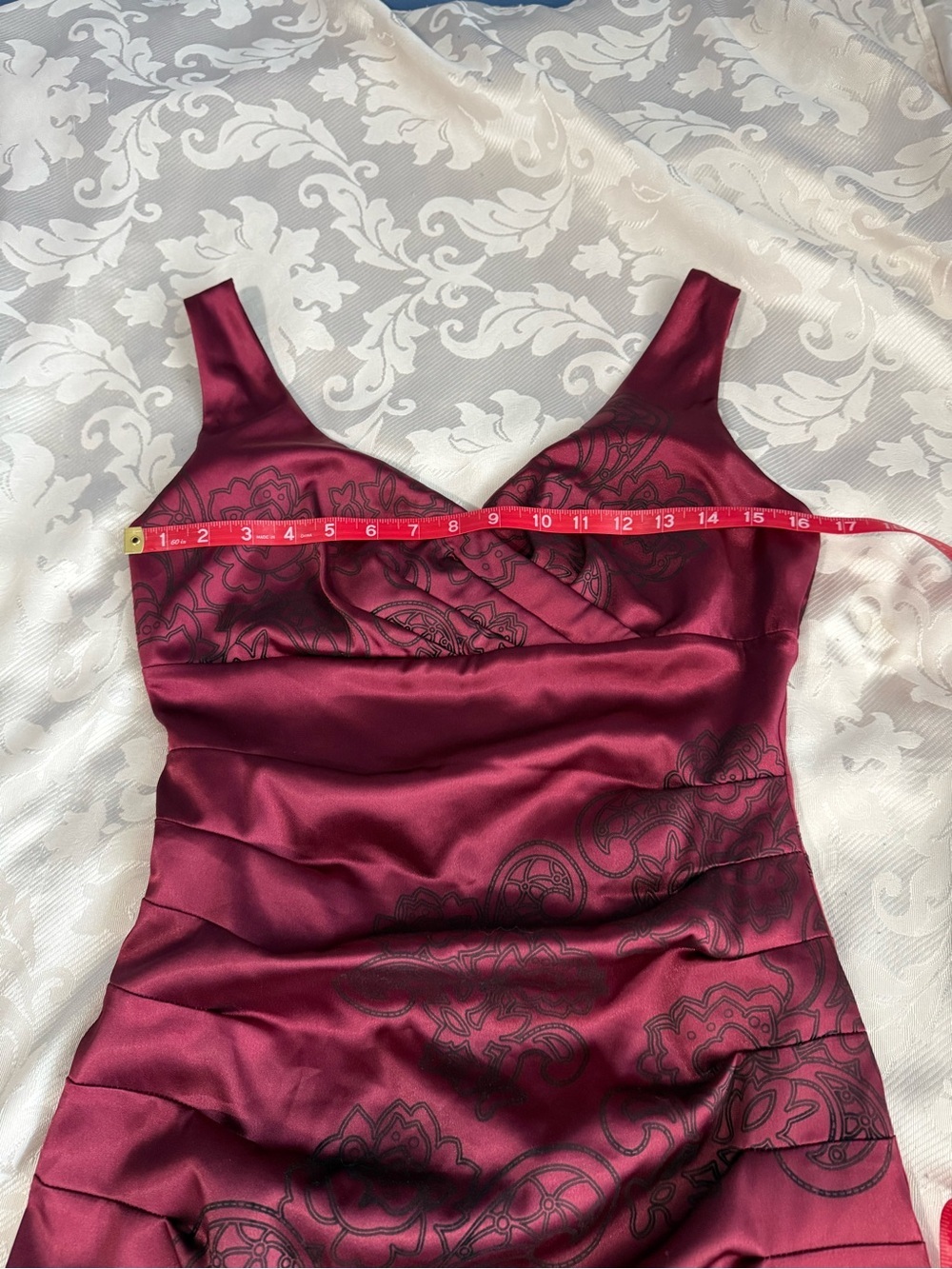 Le Château Burgundy Satin Sheath Cocktail Dress Paisley Print M Made in Canada - Picture 7 of 12